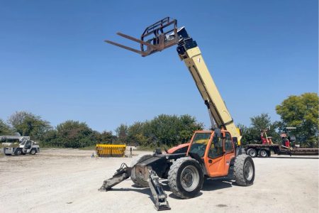 2017 JLG 1255 55′ 12,000LB Telescopic Reach Forklift Cab Telehandler