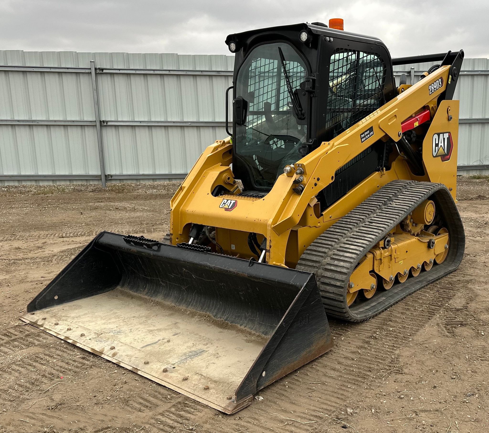 2022 Caterpillar 289D3 Track Skid Steer Enclosed Cab AC Heat 2 Speed Aux Hyd